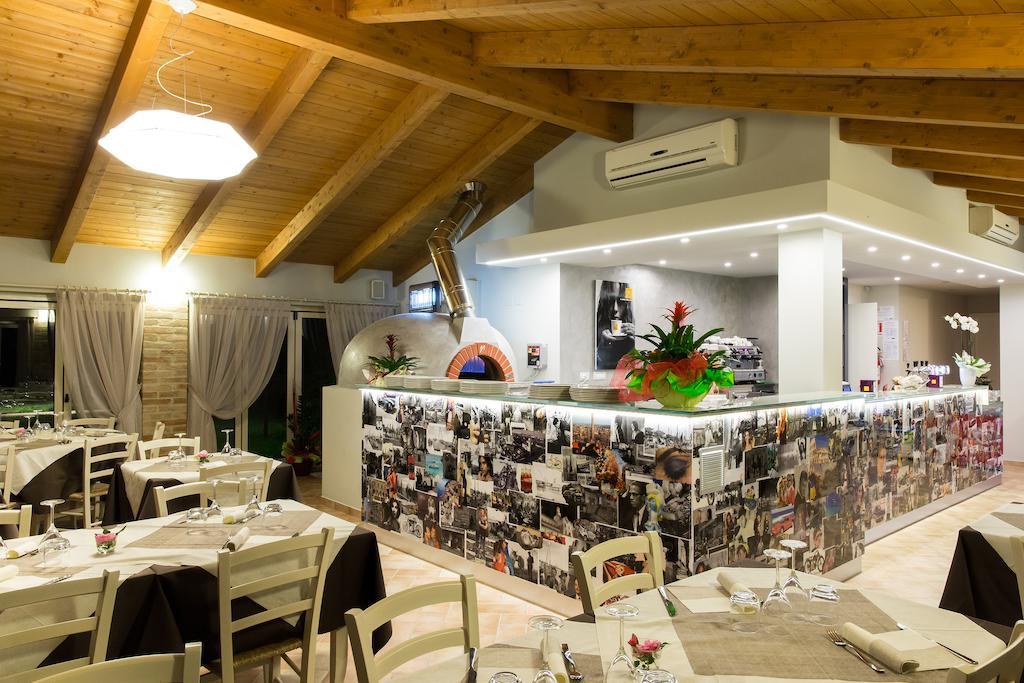 Locanda Borgognina Lucrezia Exterior photo